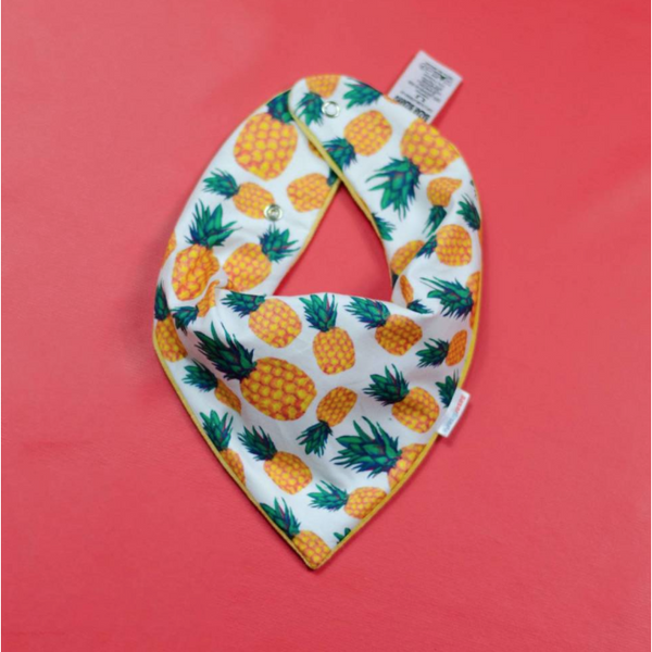 Babador Bandana - Abacaxi - BazarBizarro