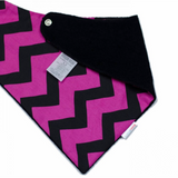Babador Bandana - Chevron Pink e Preto - BazarBizarro